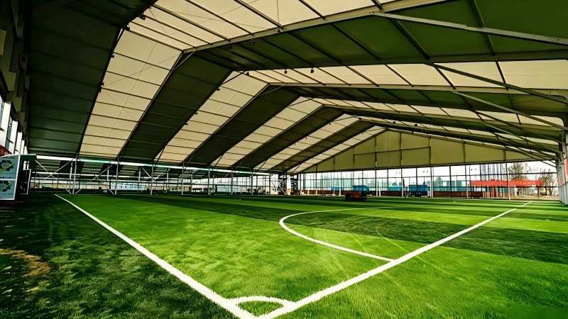 24×44m Gable Roof Indoor Football Tent